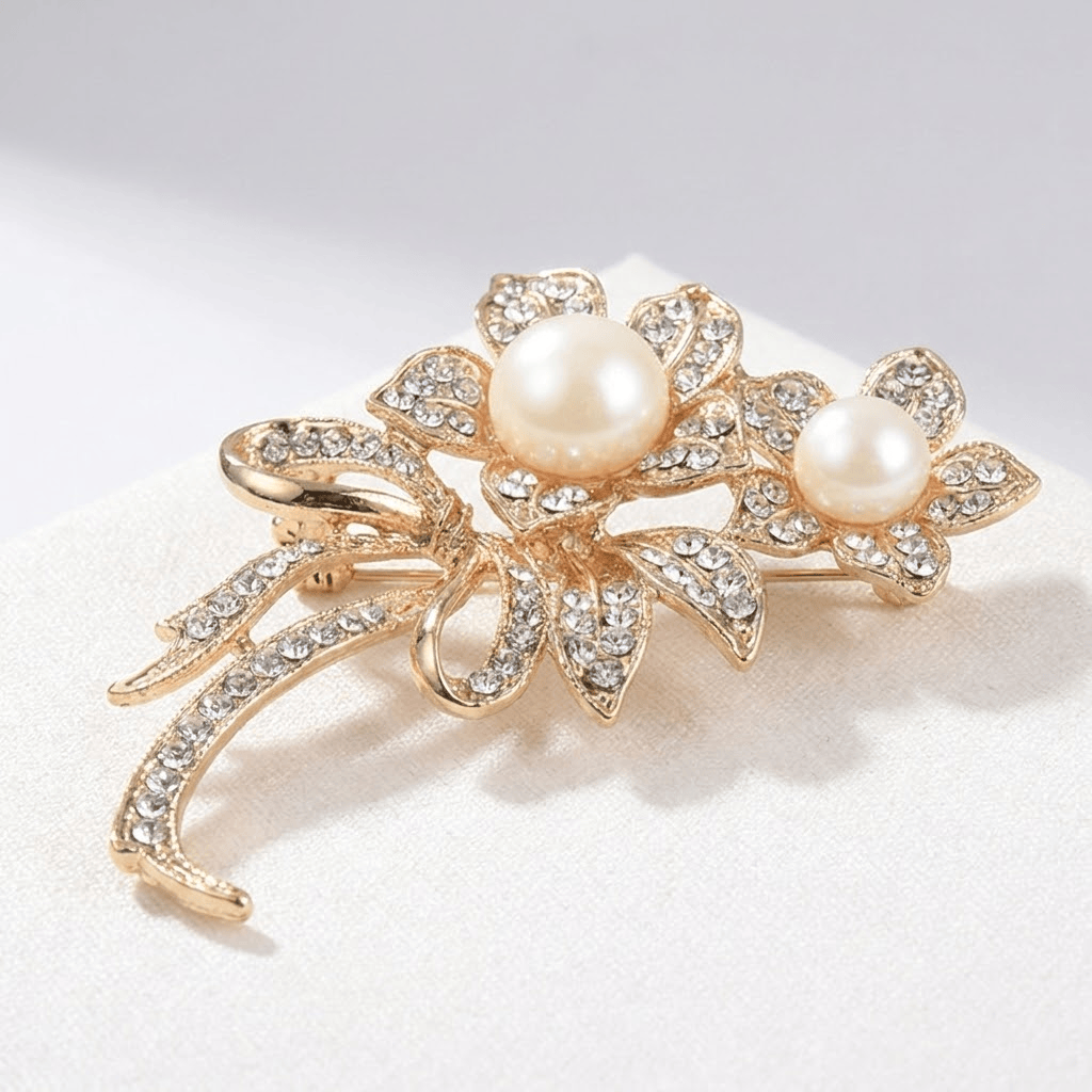 Elegant Gold Flower Brooch