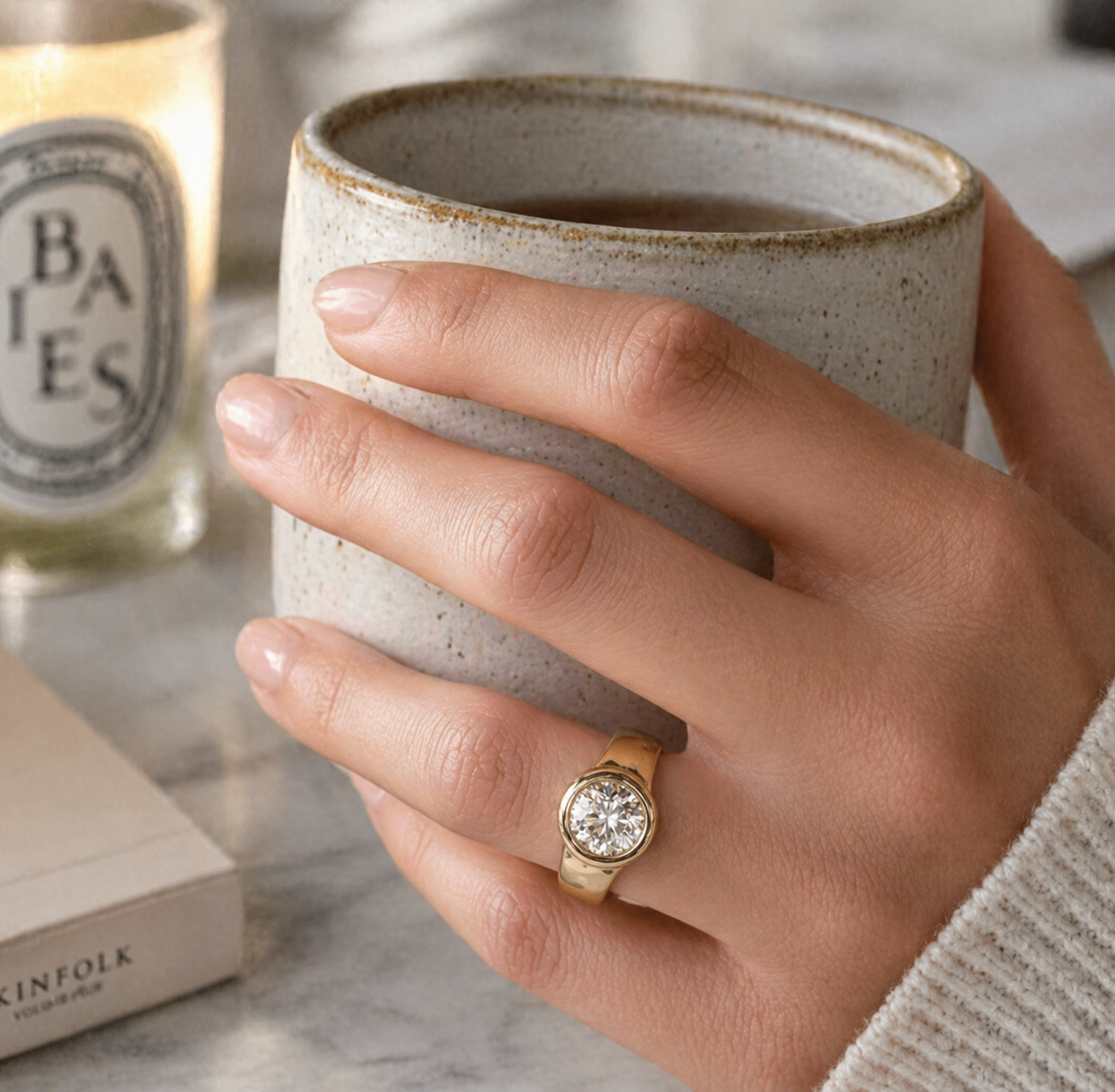 Elegant Vintage Gold Zirconia Ring