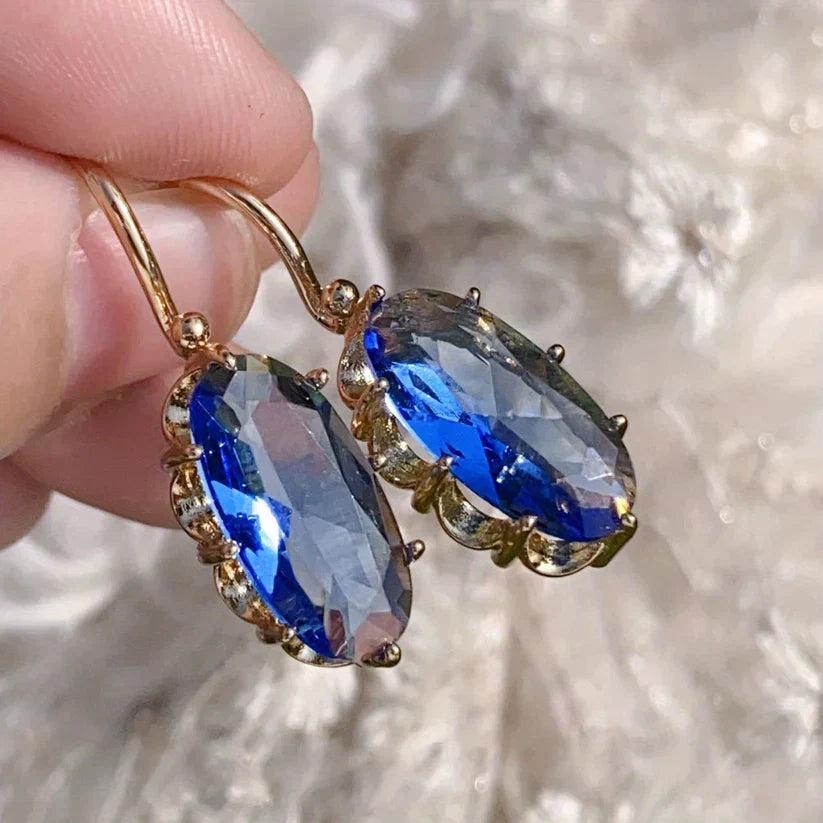 Gorgeous Floral Gold Earrings