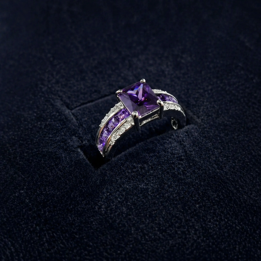 Elegant Lilacmont White Gold Ring